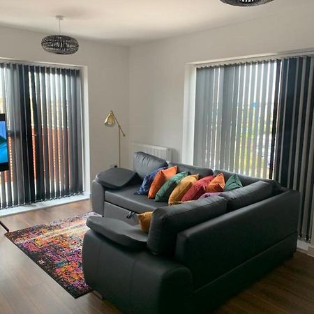 Lakeside 2 Bed Luxury Apartment No Parties No Events Early Check-In Late Check- Out Allowed West Thurrock Exterior foto